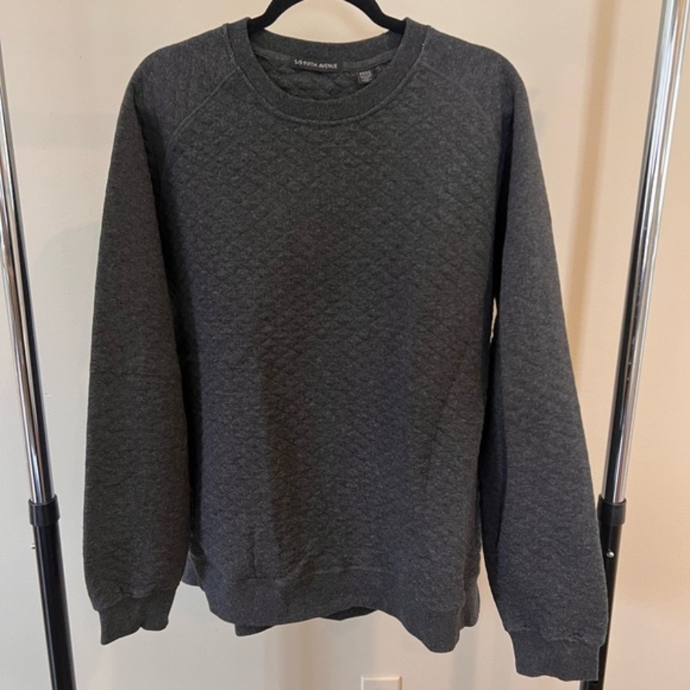 Saks Fifth Avenue Men’s Quilted Gray Top